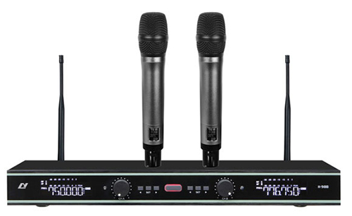200 Channel UHF Wireless Microphone